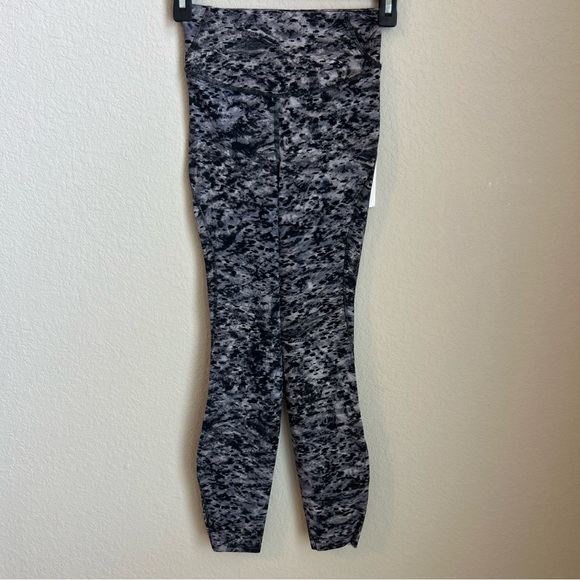 NWT $98 Lululemon Base Pace High Rise Tight 25" In Estuary Gray Size: 2 - Picture 6 of 7